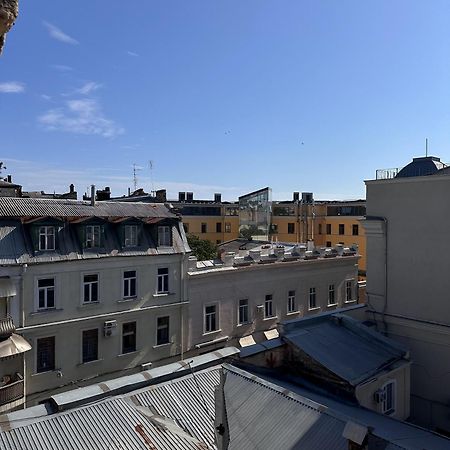 White Door Apartments Heart Of Odessa 1 Ngoại thất bức ảnh